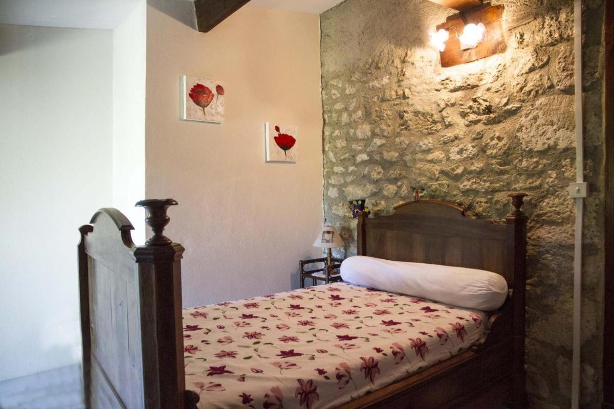 Вилла Chez Simone Senouillac Экстерьер фото